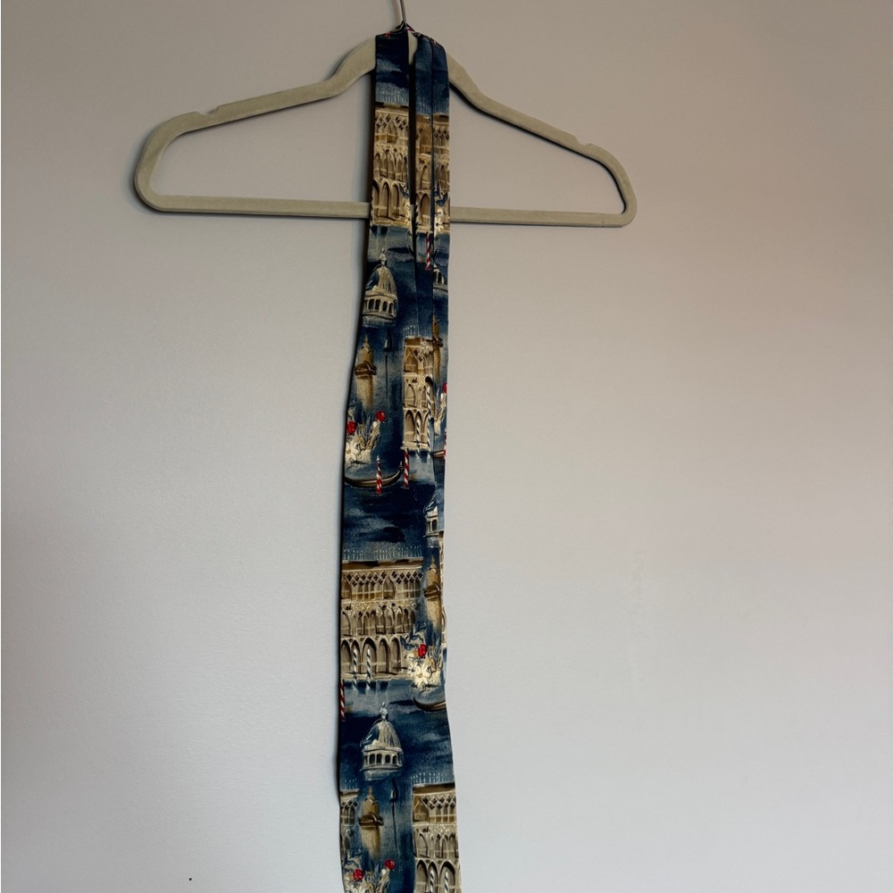Structure Blue Scenic Silk Tie with Cream and Red Accents